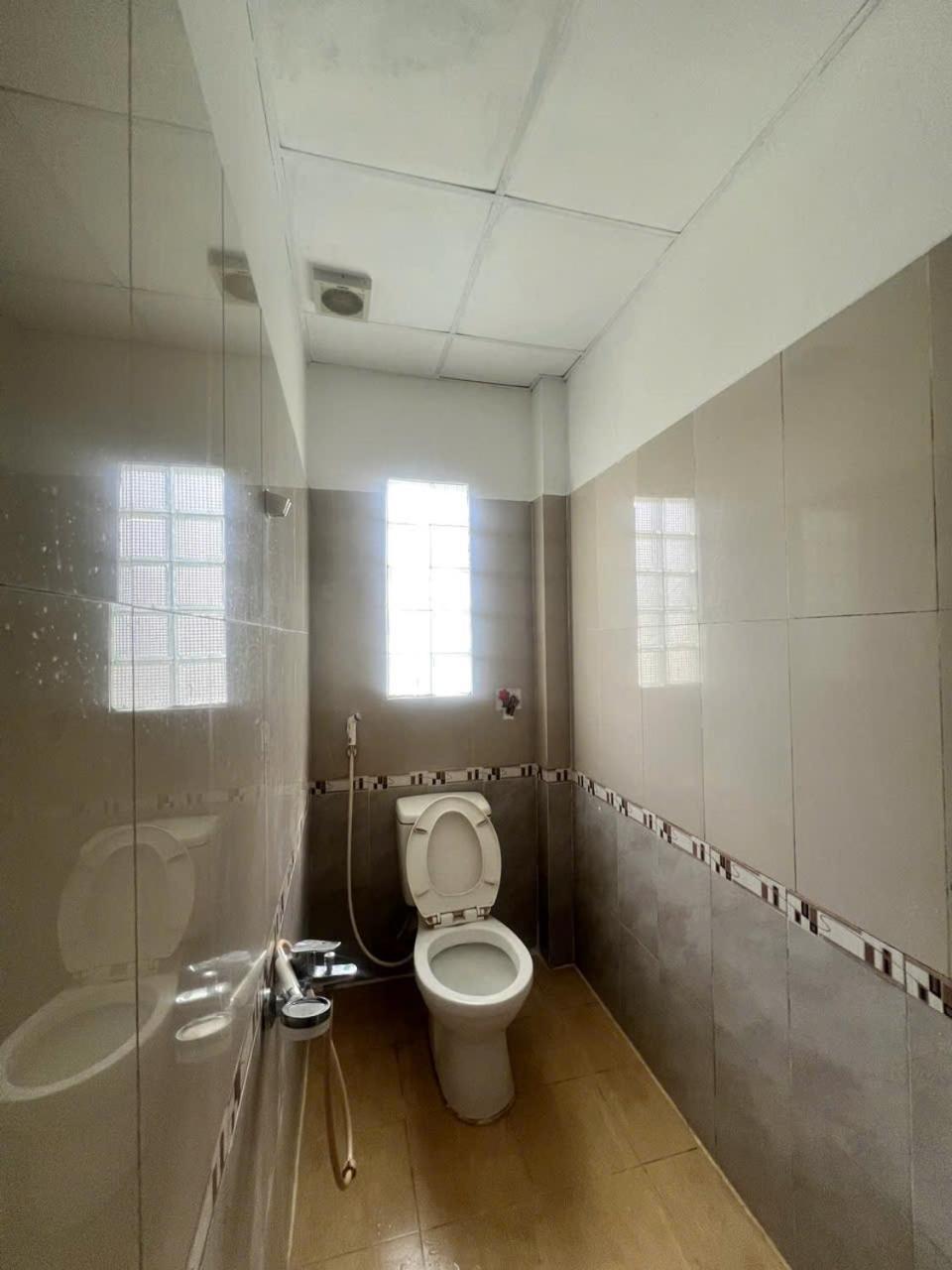 Aparthotel Khach San Doan Gia à Hô Chi Minh-Ville Extérieur photo